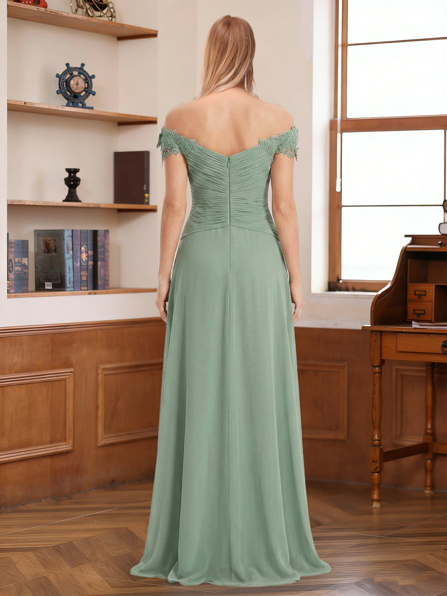 A-Line/Princess Off-the-Shoulder Short Sleeves Floor-Length Mother of the Bride Dresses with Applique