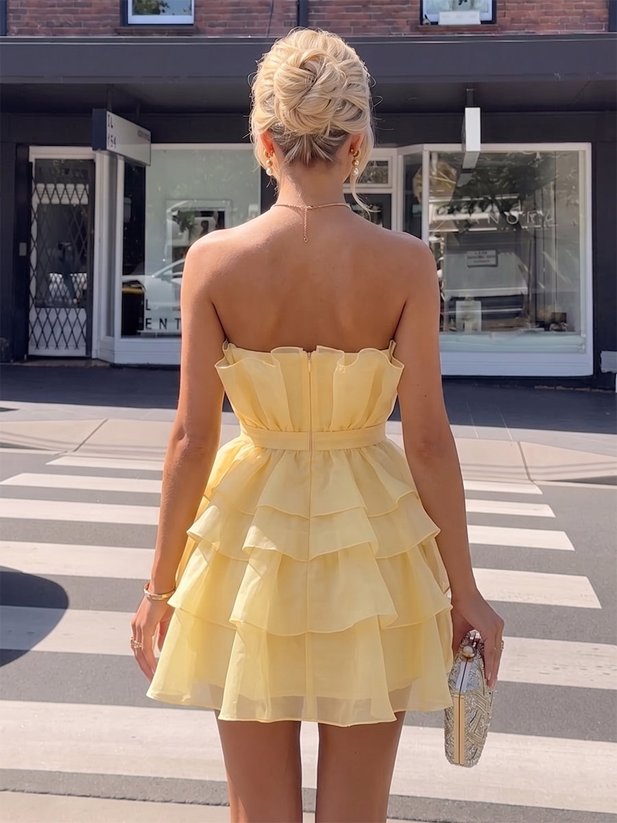 A-Line/Princess Strapless Sleeveless Short/Mini Semi Formal Dresses With Ruffles