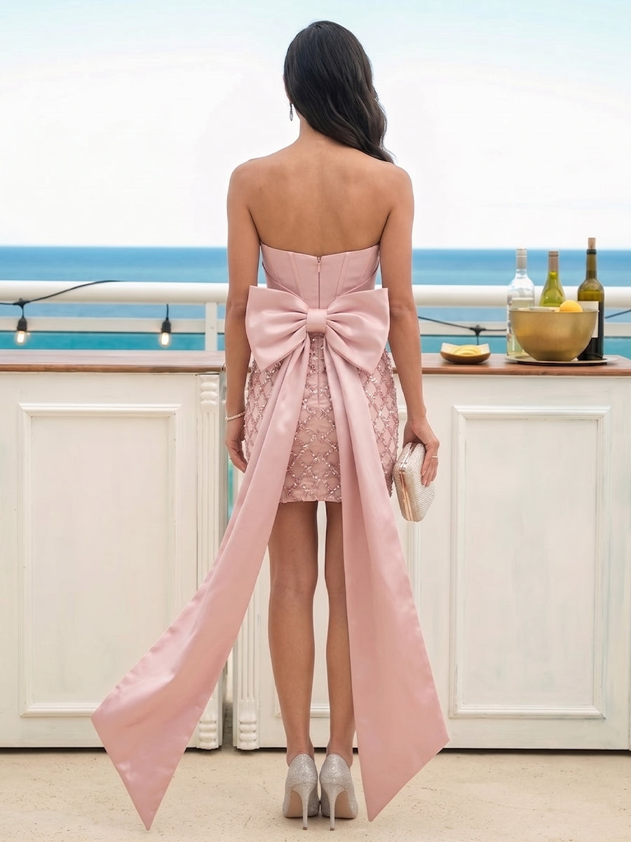A-Line/Princess Strapless Sleeveless Short/Mini Semi Formal Dresses With Sequins & Bowknot