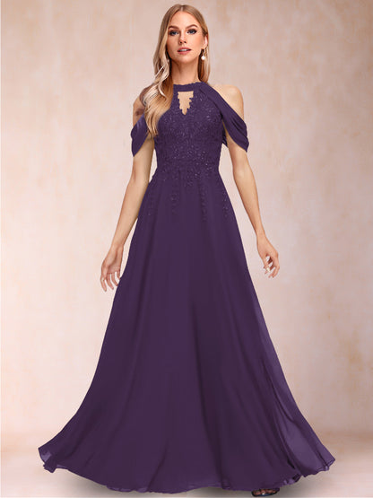 A-Line/Princess Cold Shoulder Short Sleeves Mother of the Bride Dresses with Applique