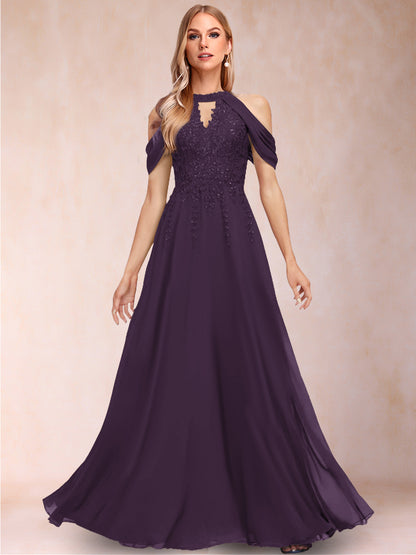 A-Line/Princess Cold Shoulder Short Sleeves Mother of the Bride Dresses with Applique