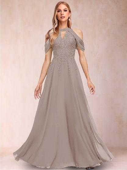 A-Line/Princess Cold Shoulder Short Sleeves Mother of the Bride Dresses with Applique