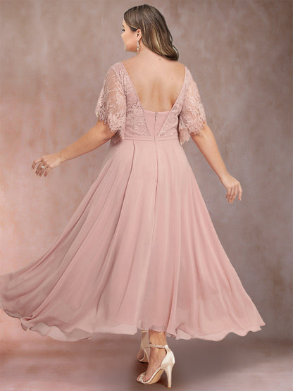 A-Line/Princess V-Neck Short Sleeves Plus Size Mother of the Bride Dresses with Applique