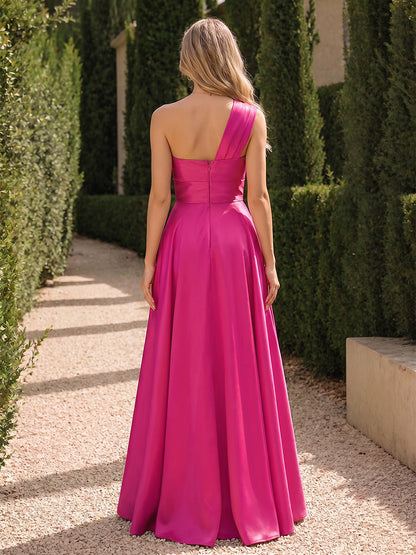 A-Line/Princess Halter Sleeveless Ruched Bridesmaid Dresses With Bowknot