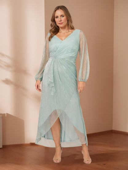 Sheath/Column V-Neck Crinkle Metallic Plus Size Mother of the Bride Dresses with Illusion Sleeves
