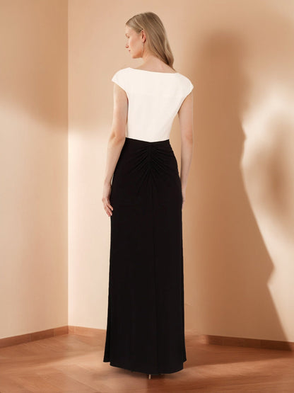 Sheath/Column V-Neck Sleeveless Pleated Mother of the Bride Dresses with Split Side