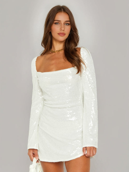 Sheath/Column Cowl Neck Long Sleeves Short Sequined Cocktail Dresses