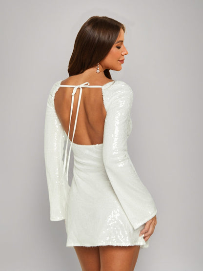 Sheath/Column Cowl Neck Long Sleeves Short Sequined Cocktail Dresses