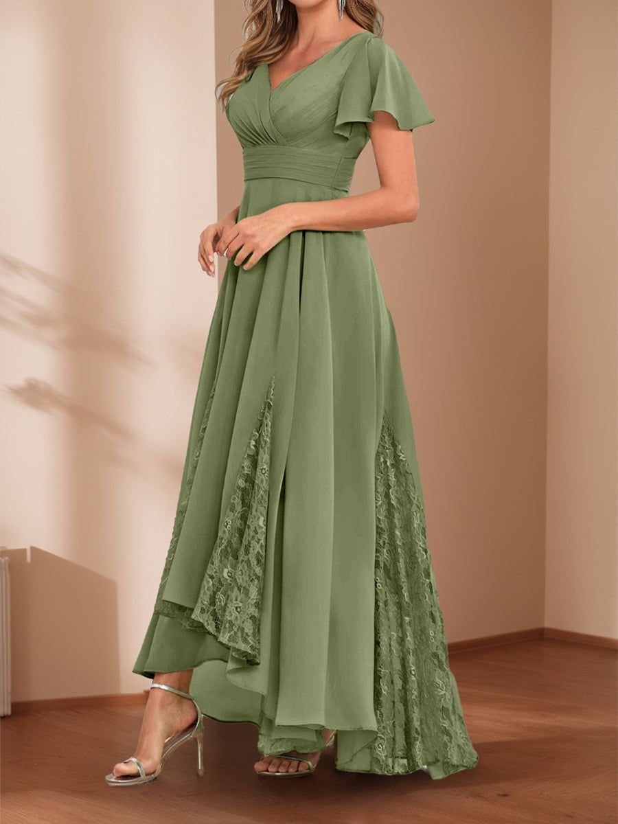 A-Line/Princess V-Neck Ruched Asymmetrical Mother of the Bride Dresses with Lace Appliques