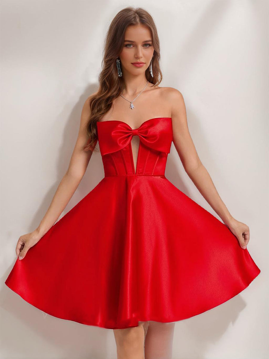 A-Line/Princess Sweetheart Satin Short/Mini Cocktail Dresses with Bow