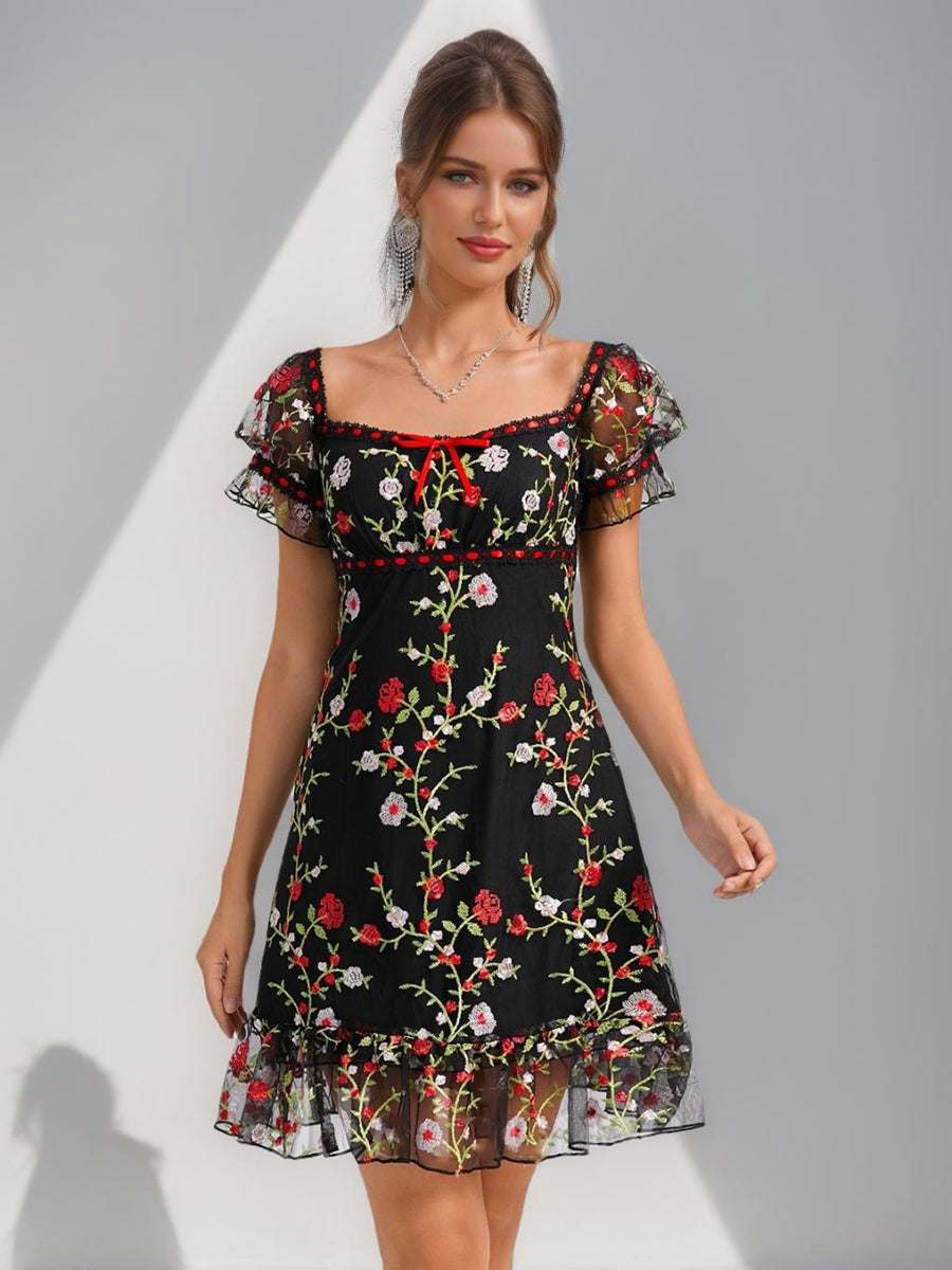 A-Line/Princess Square Puff Sleeves Ruffle Short Cocktail Dresses with Embroidery