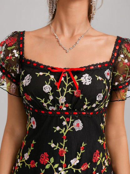 A-Line/Princess Square Puff Sleeves Ruffle Short Cocktail Dresses with Embroidery