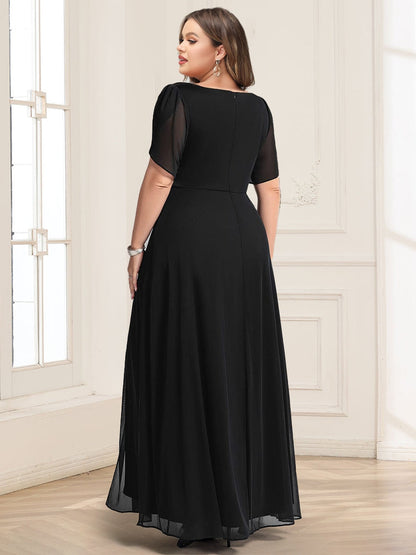 A-Line/Princess Short Sleeves V-Neck Plus Size Mother of the Bride Dresses With Sash