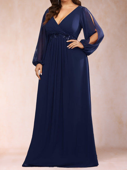 A-Line/Princess V-Neck Long Lantern Sleeves Plus Size Mother of the Bride Dresses with Applique