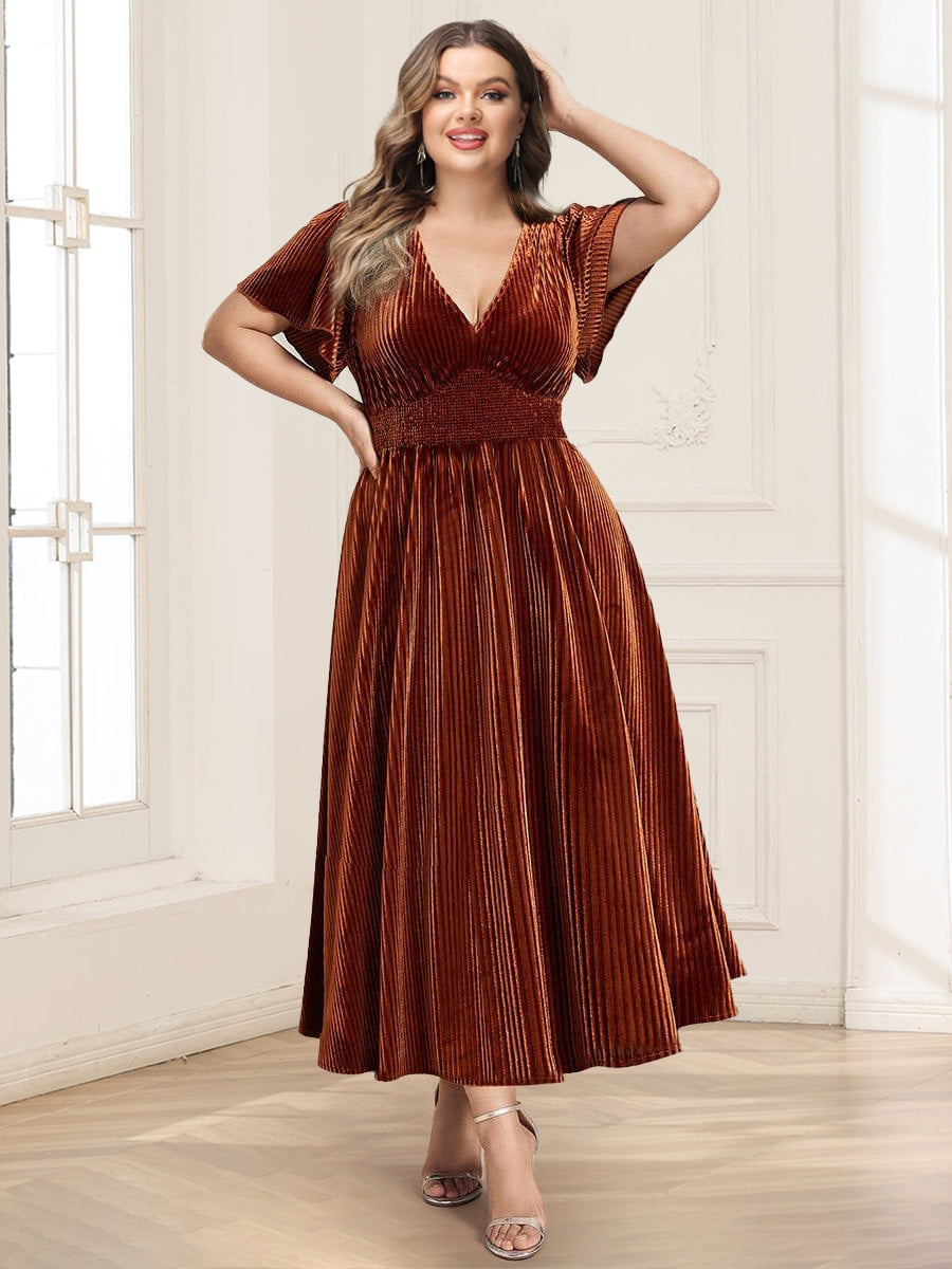 Velvet A-Line/Princess V-Neck Short Sleeves Pleated Plus Size Mother Of the Bride Dresses
