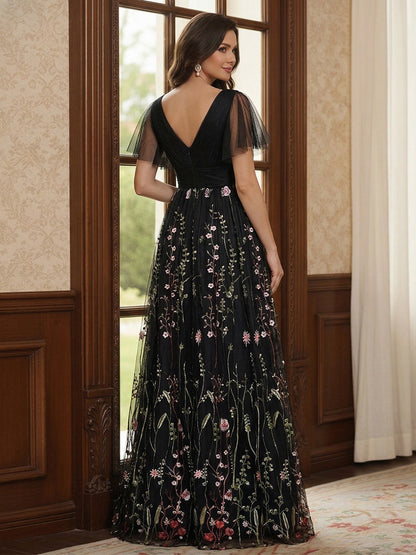 A-Line/Princess V-Neck Short Sleeves Floor-Length Mother of the Bride Dresses with Appliques