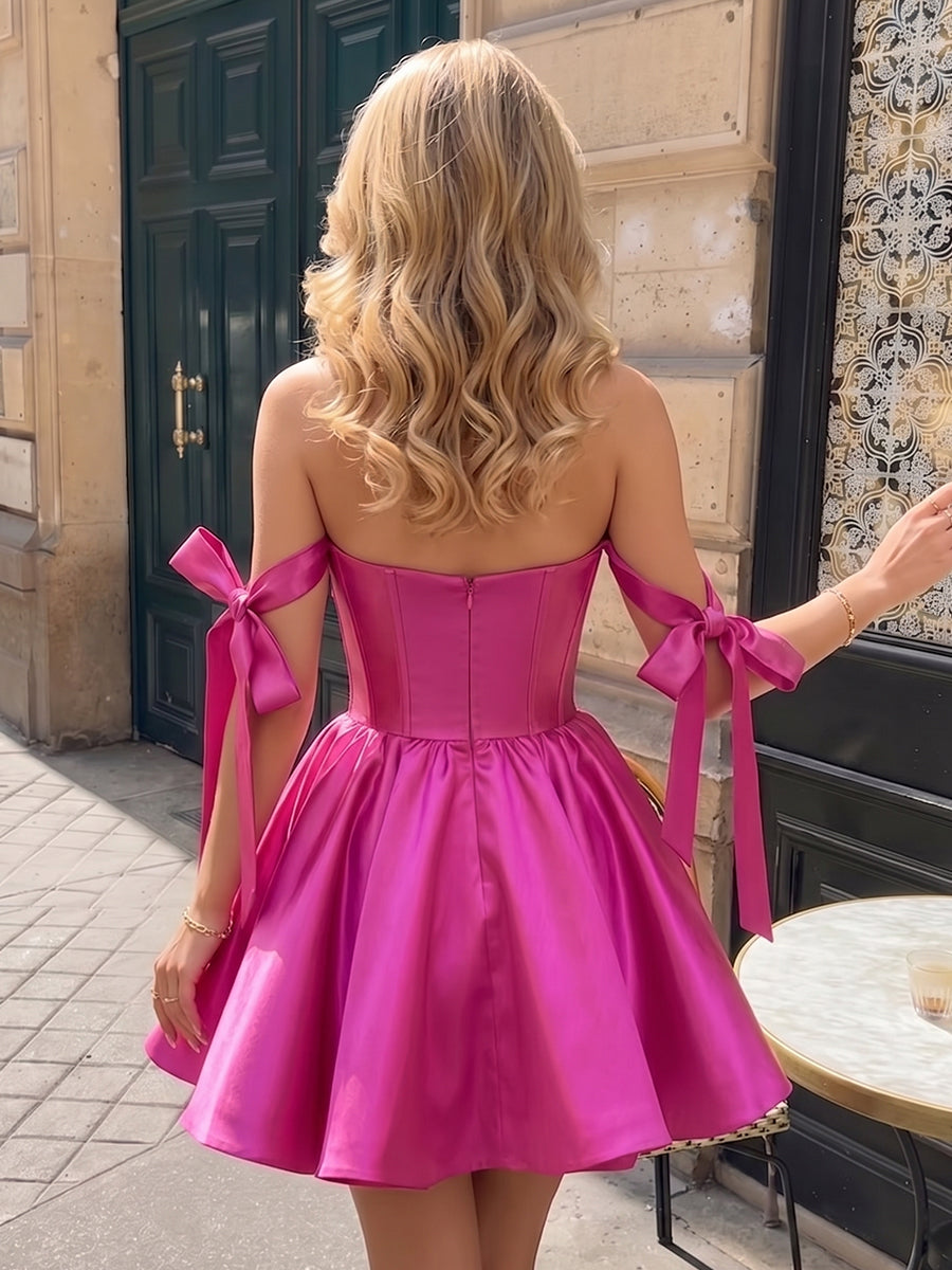 A-Line/Princess Sweetheart Sleeveless Short/Mini Semi Formal Dresses with Bowknot & Pleats