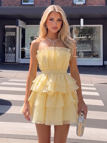A-Line/Princess Strapless Sleeveless Short/Mini Semi Formal Dresses With Ruffles