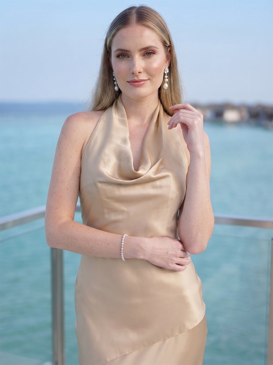 Trumpet/Mermaid Halter Sleeveless Floor-length Bridesmaid Dresses with Ruched & Bowknot