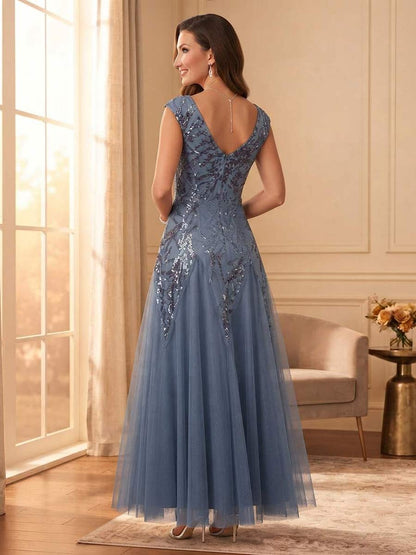 A-Line/Princess V-Neck Cap Sleeves Floor-Length Mother of the Bride Dresses with Glitter & Lace