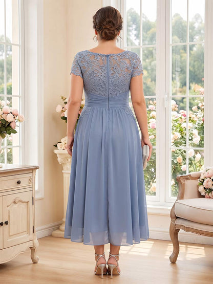 A-Line/Princess Scoop Short Sleeves Tea-Length Plus Size Mother of the Bride Dresses with Applique & Ruched