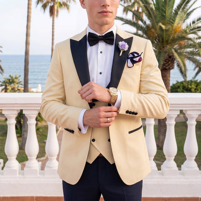 Tailored Fit Single Breasted One-button 3 Pieces Solid coloured Men's Wedding Suits