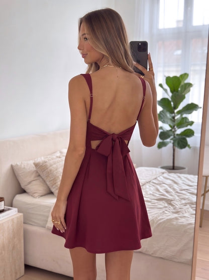 A-Line/Princess Square Neck Sleeveless Satin Mini Semi Formal Dresses with Pleats
