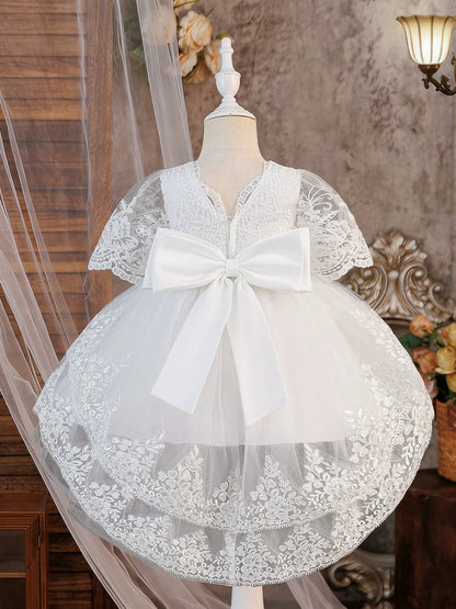 A-Line/Princess Scoop Half Sleeves Full Moon Dresses for Girls With Bowknot & Lace