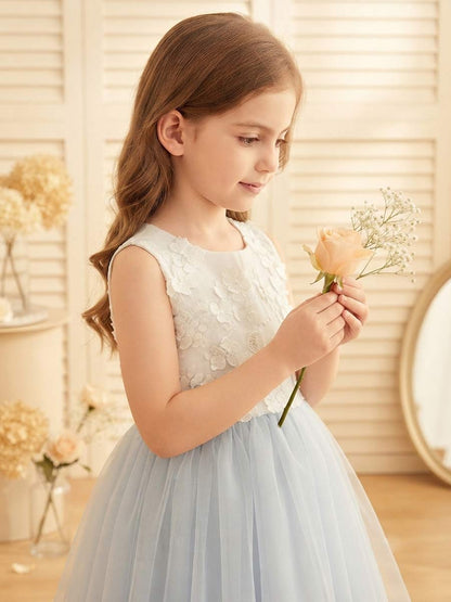 A-Line/Princess Boat Neck Sleeveless Knee-Length Flower Girl Dresses With Bowknot & Applique