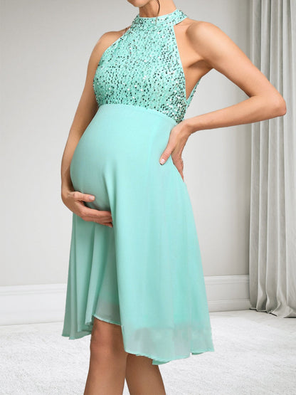 A-Line/Princess Halter Sleeveless Knee-Length Maternity Dresses with Sequins