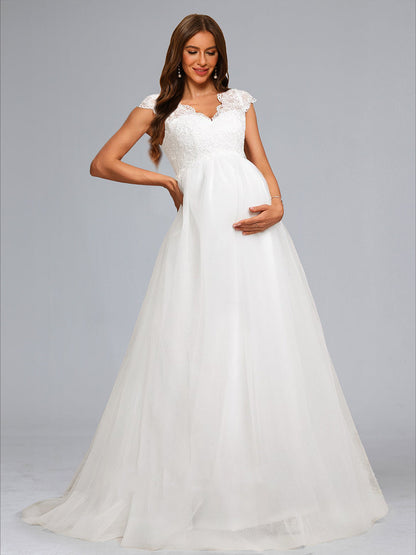 A-Line/Princess V-Neck Long Tulle Luxurious Maternity Dresses with Appliques