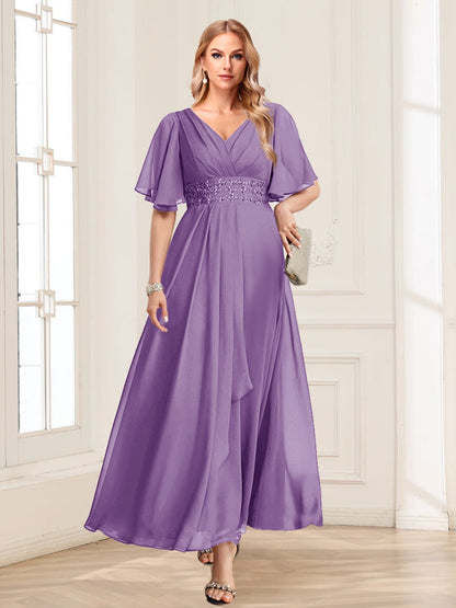 A-Line/Princess V-Neck Short Sleeves Mother of the Bride Dresses with Ruffles