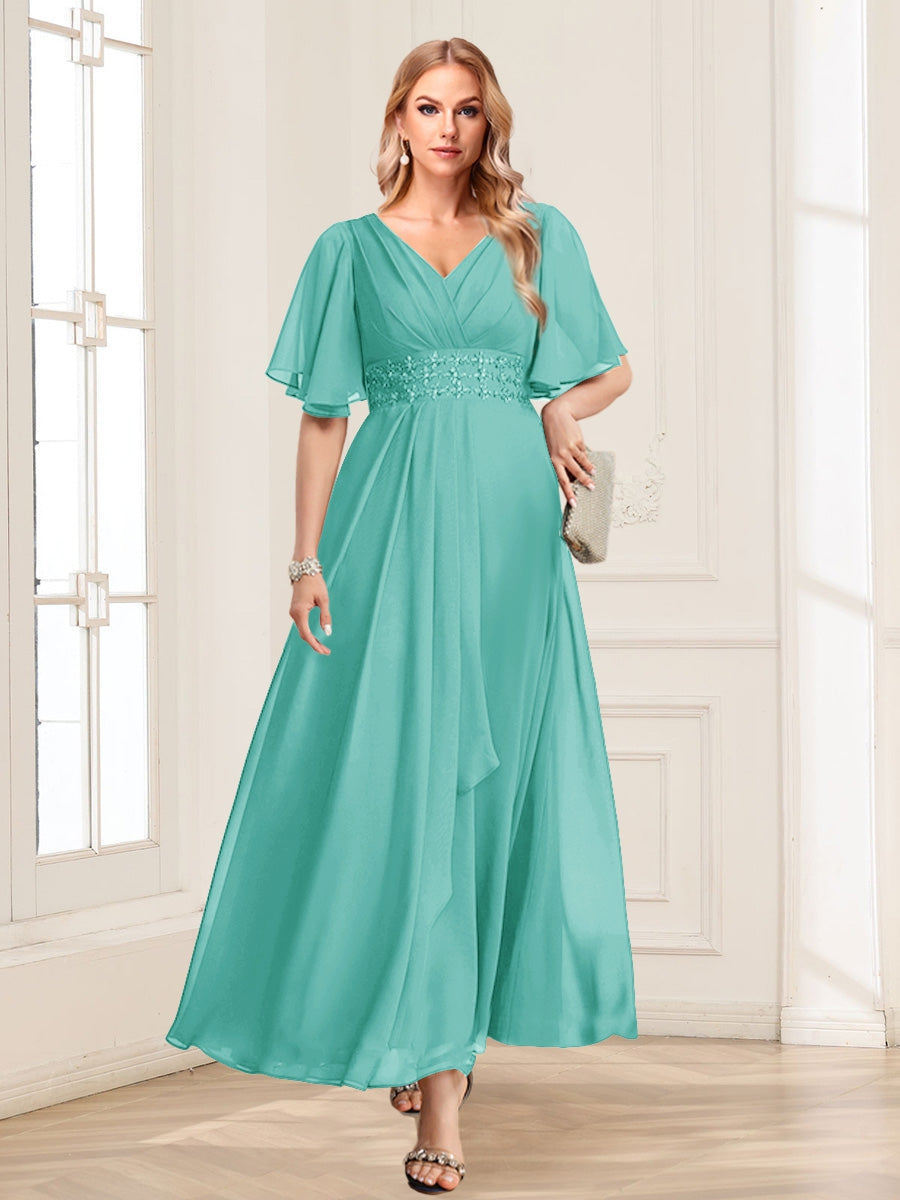 A-Line/Princess V-Neck Short Sleeves Mother of the Bride Dresses with Ruffles