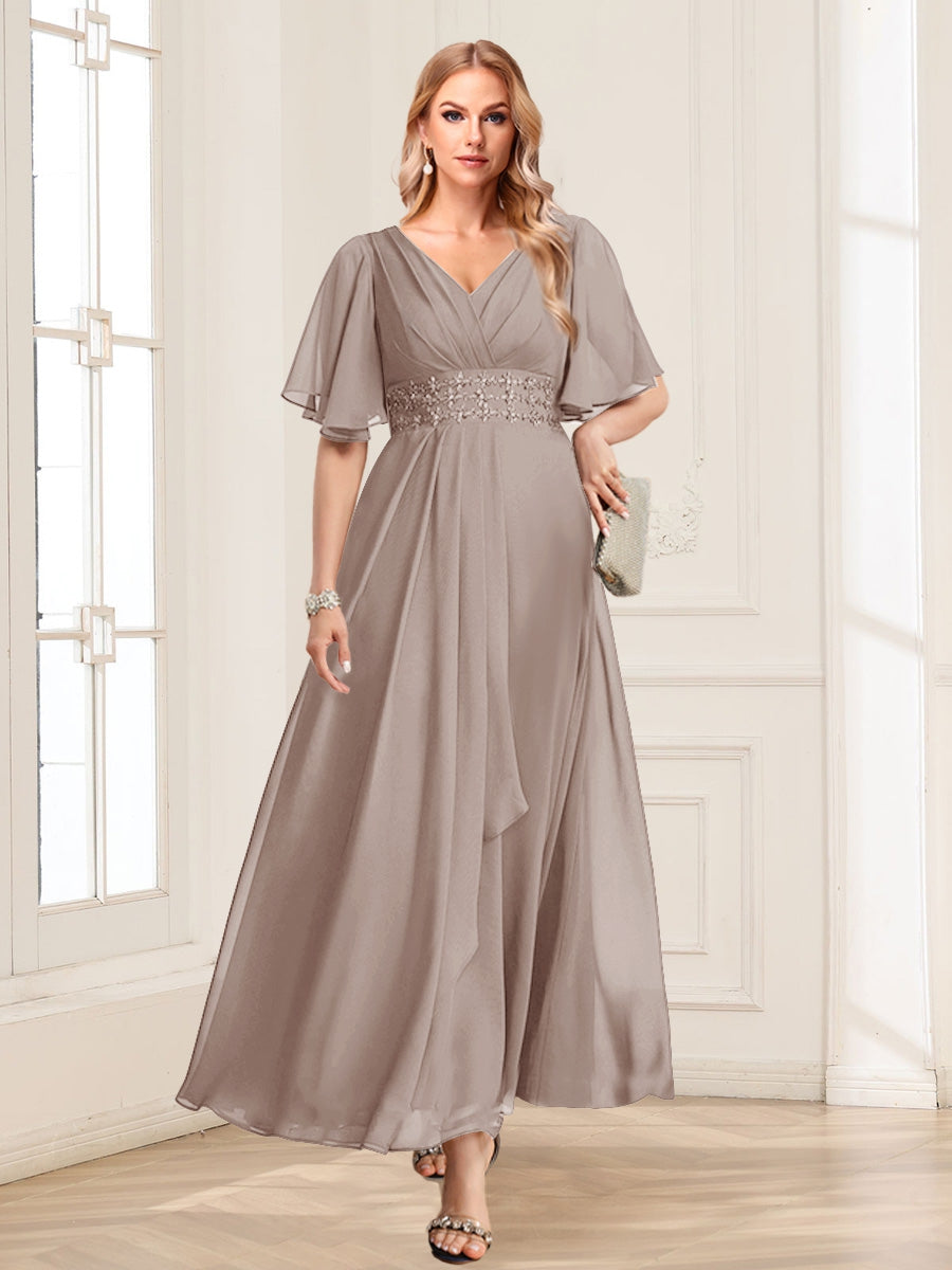 A-Line/Princess V-Neck Short Sleeves Mother of the Bride Dresses with Ruffles