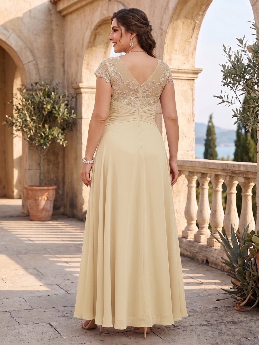 A-Line/Princess Scoop Short Sleeves Plus Size Mother of the Bride Dresses with Applique & Ruffles