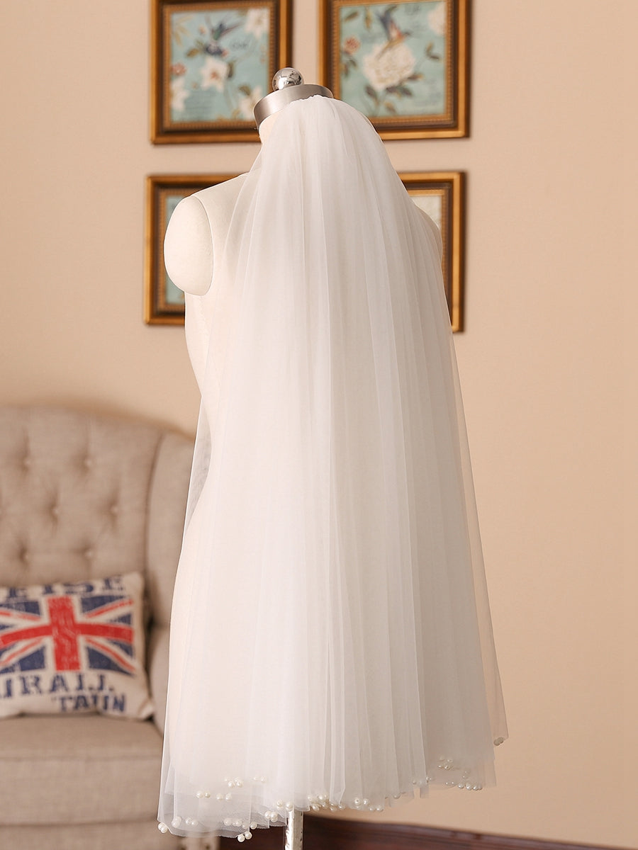 Elegant Tulle Wedding Veil With Beading main image 0